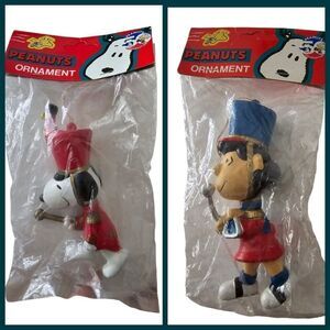 Kurt Adler peanuts Christmas ornament snoopy & Lucy band member